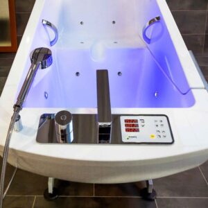 beka avero motion bath tub colour light therapy system 4 600x600 1